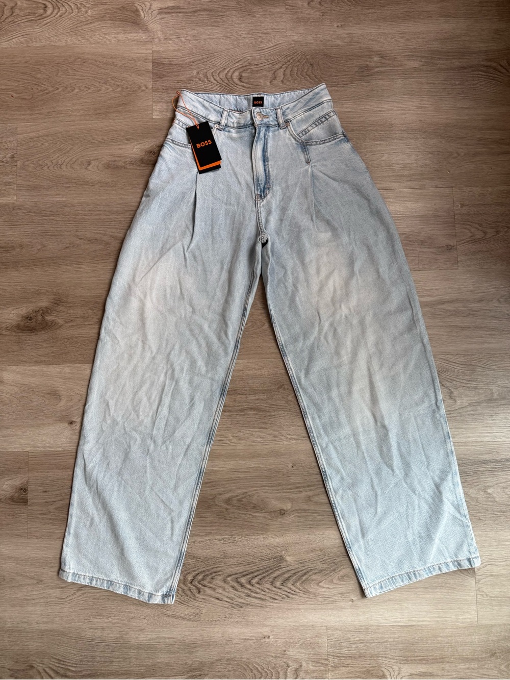 BOSS C-Slouchy Pleated 1.0 Wide Leg Jeans Pastel Blue 25/32 NWT MSRP $208